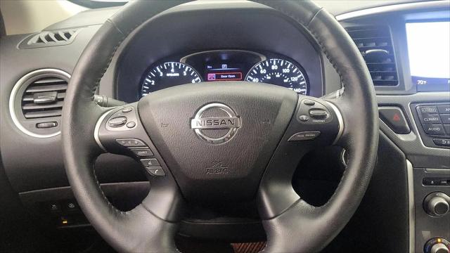 2020 Nissan Pathfinder SL 2WD