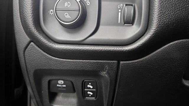 2022 Ram 1500 Lone Star Quad Cab 4x2 6'4" Box