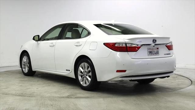 2015 Lexus ES 300h ES 300h