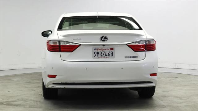 2015 Lexus ES 300h ES 300h