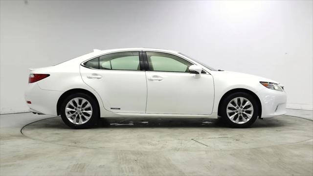 2015 Lexus ES 300h ES 300h