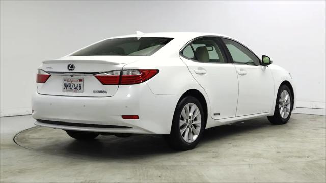 2015 Lexus ES 300h ES 300h