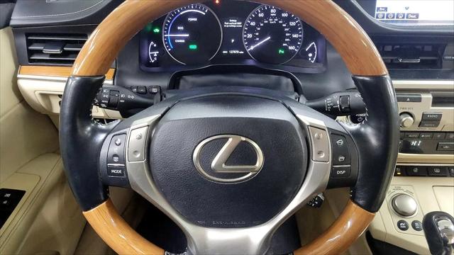 2015 Lexus ES 300h ES 300h