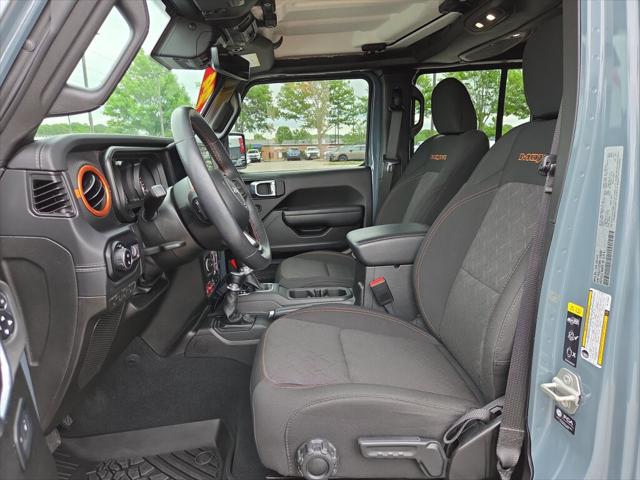2024 Jeep Gladiator Sport