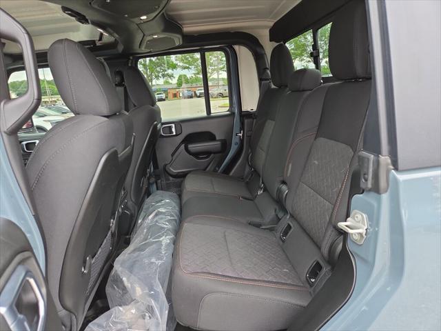 2024 Jeep Gladiator Sport