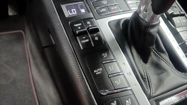 2018 Porsche Macan Turbo