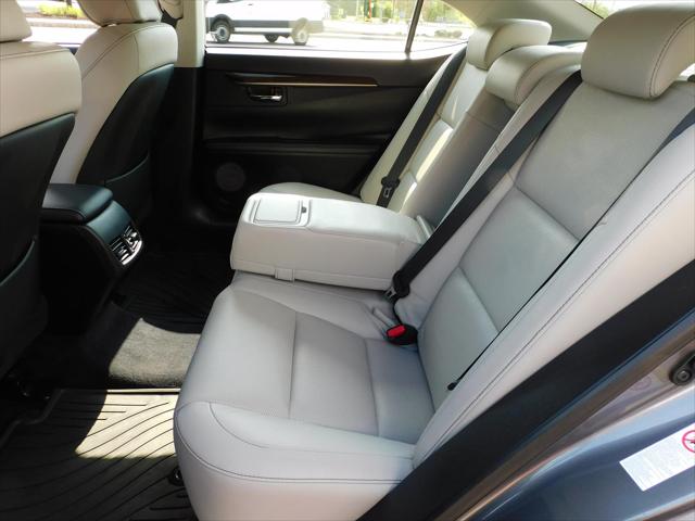 2013 Lexus ES 350 Base