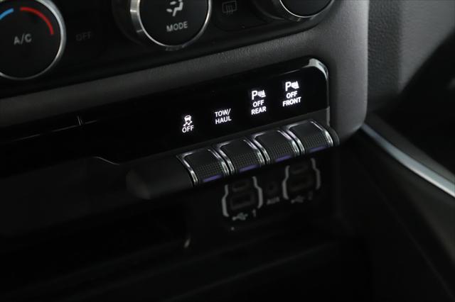 2021 Ram 1500 Big Horn Crew Cab 4x4 5'7" Box