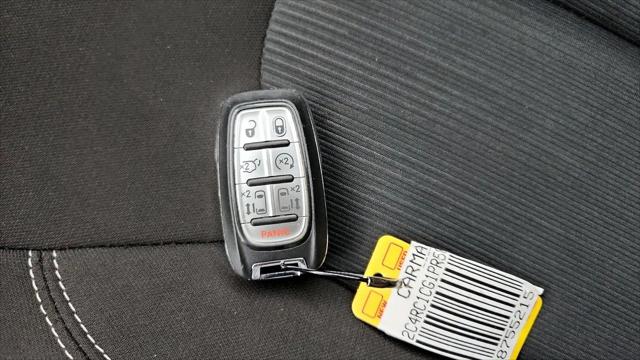 2023 Chrysler Voyager LX