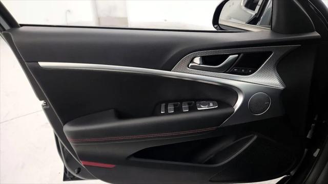 2023 Genesis G70 2.0T AWD