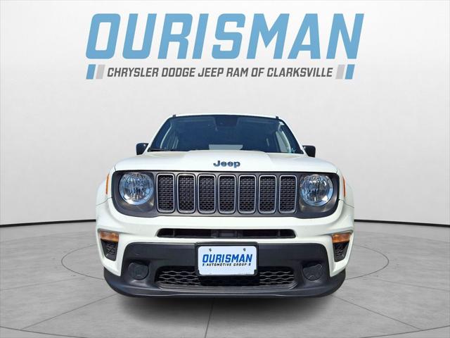 2023 Jeep Renegade Latitude 4x4 2023 Jeep Renegade Latitude 4x4