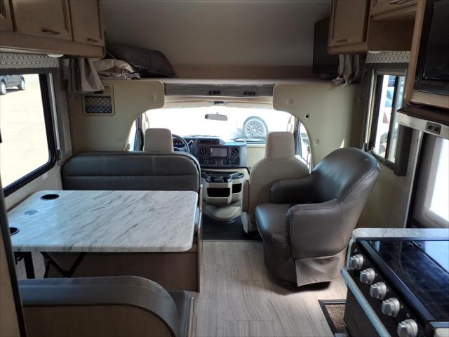 2022 Ford E-350 Cutaway E-350 SD