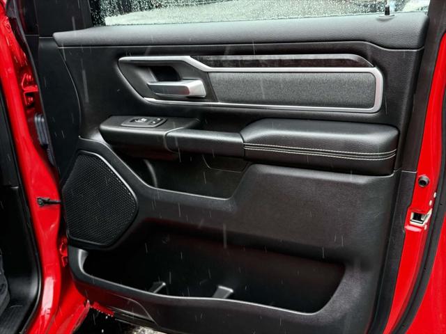 2020 Ram 1500 Big Horn Crew Cab 4x4 5'7" Box