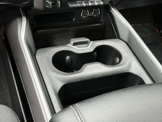 2020 Ram 1500 Big Horn Crew Cab 4x4 5'7" Box