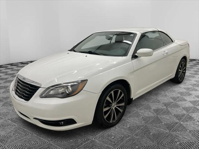 2014 Chrysler 200 S