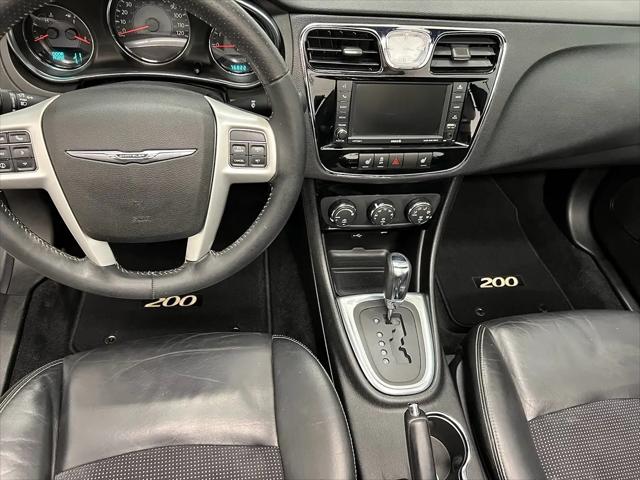 2014 Chrysler 200 S