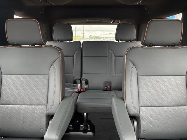 2026 GMC Yukon 4WD AT4