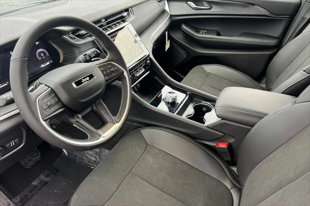 2025 Jeep Grand Cherokee L Altitude X 4x4
