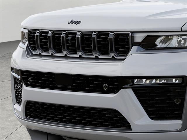 2026 Jeep Grand Cherokee Summit 4x4