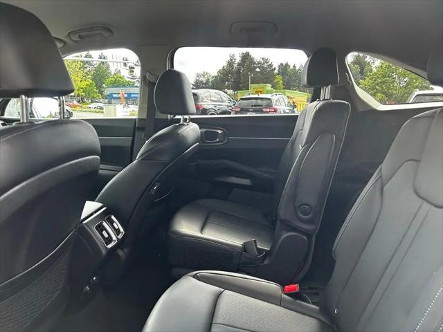 2023 Kia Sorento Hybrid EX