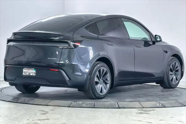 2026 Tesla Model Y Premium All-Wheel Drive