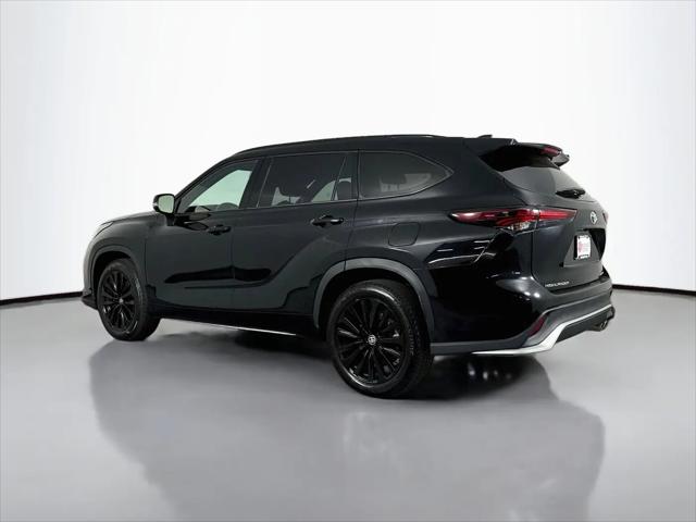 2025 Toyota Highlander XSE