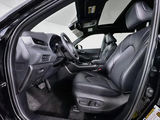 2025 Toyota Highlander XSE