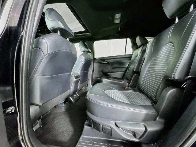 2025 Toyota Highlander XSE