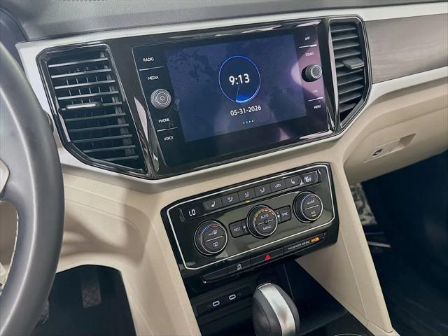2022 Volkswagen Atlas 2.0T SE w/Technology