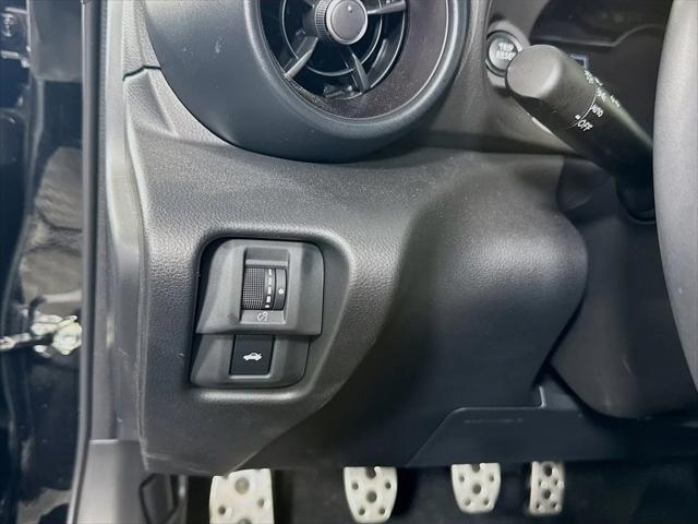 2025 Toyota GR86 Premium