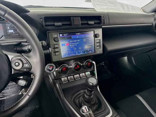 2025 Toyota GR86 Premium