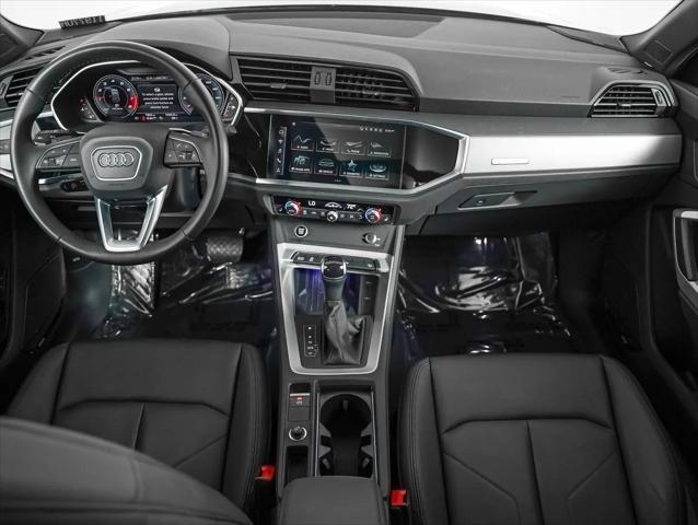 2023 Audi Q3 Premium Plus 45 TFSI S line quattro Tiptronic