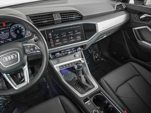 2023 Audi Q3 Premium Plus 45 TFSI S line quattro Tiptronic