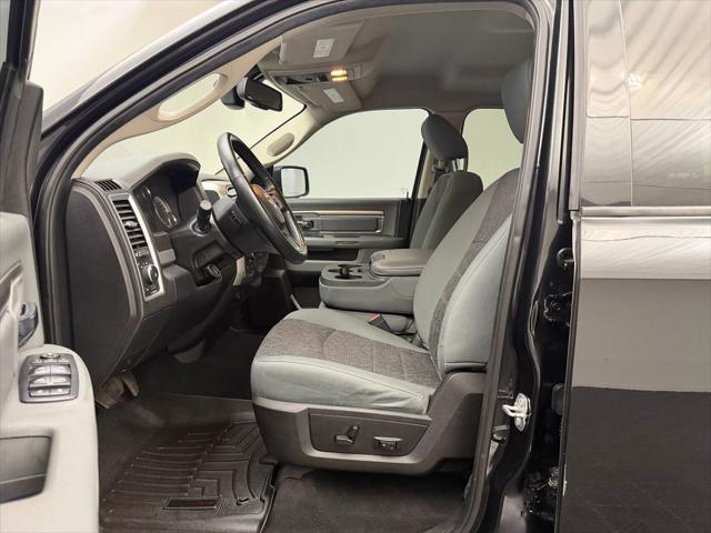2018 Ram 1500 Big Horn Crew Cab 4x4 5'7" Box