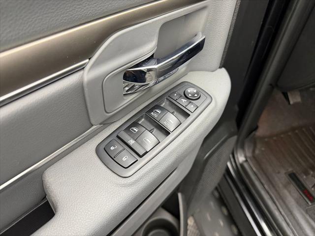 2018 Ram 1500 Big Horn Crew Cab 4x4 5'7" Box