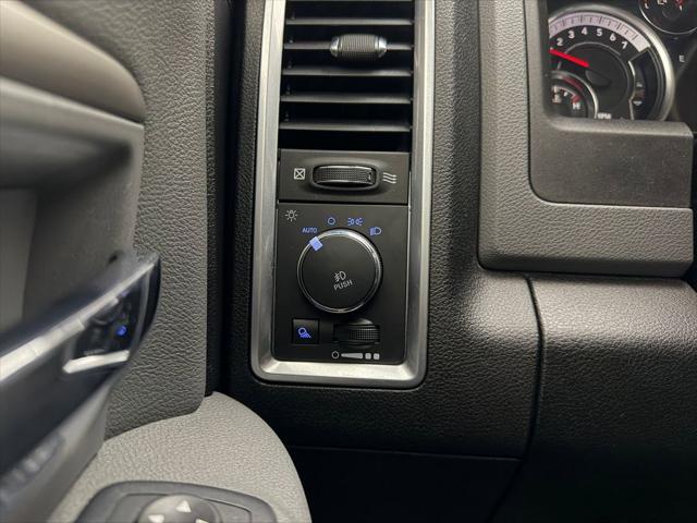 2018 Ram 1500 Big Horn Crew Cab 4x4 5'7" Box