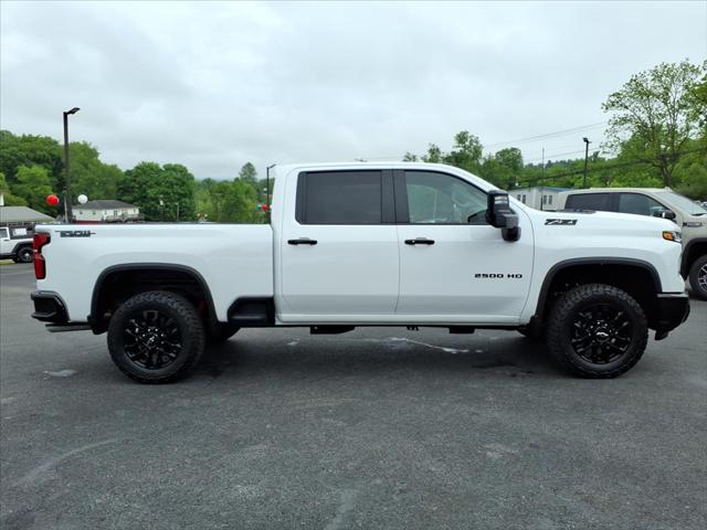 2026 Chevrolet Silverado 2500HD Crew Cab, Standard Bed, LT, 4WD