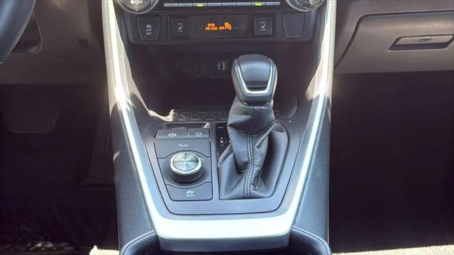 2025 Toyota RAV4 Hybrid XSE