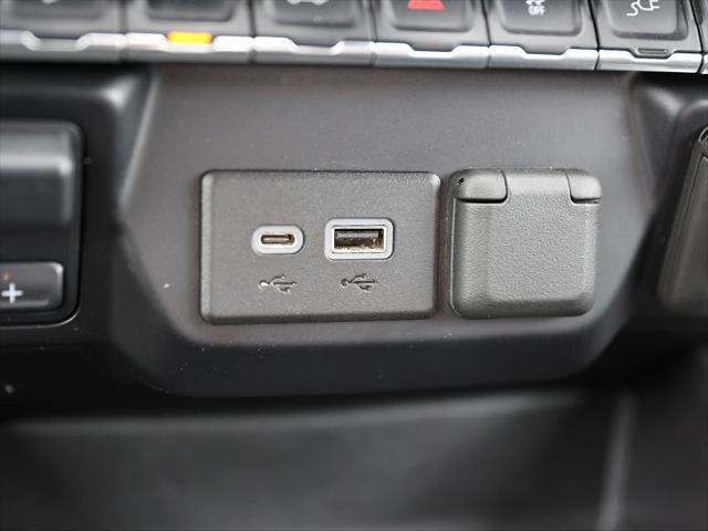 2021 GMC Sierra 1500 4WD Crew Cab Short Box AT4