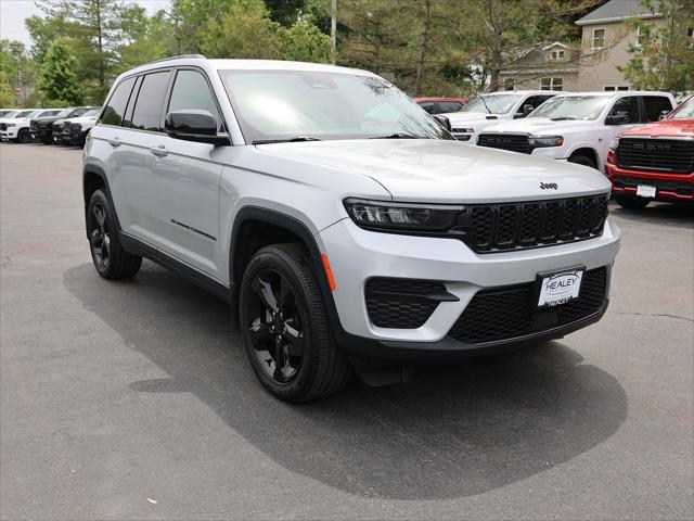 2025 Jeep Grand Cherokee Altitude X 4x4 for sale in Beacon, NY