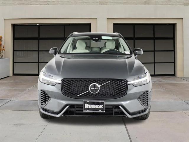 2026 Volvo XC60 Plug-In Hybrid Ultra, T8 AWD Electric/Gasoline, Dark