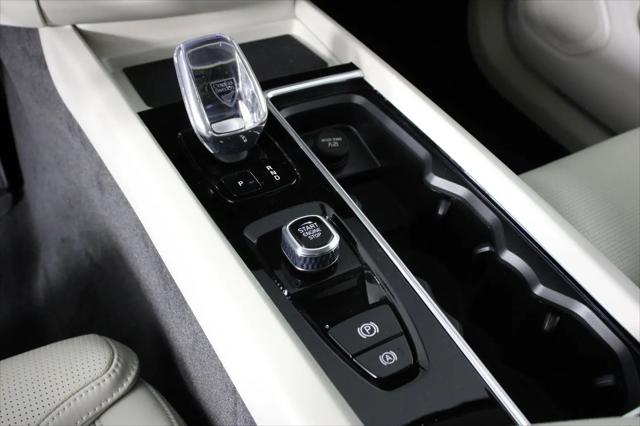 2026 Volvo XC60 Plug-In Hybrid Ultra, T8 AWD Electric/Gasoline, Dark
