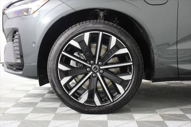 2026 Volvo XC60 Plug-In Hybrid Ultra, T8 AWD Electric/Gasoline, Dark