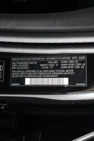 2026 Volvo XC60 Plug-In Hybrid Ultra, T8 AWD Electric/Gasoline, Dark
