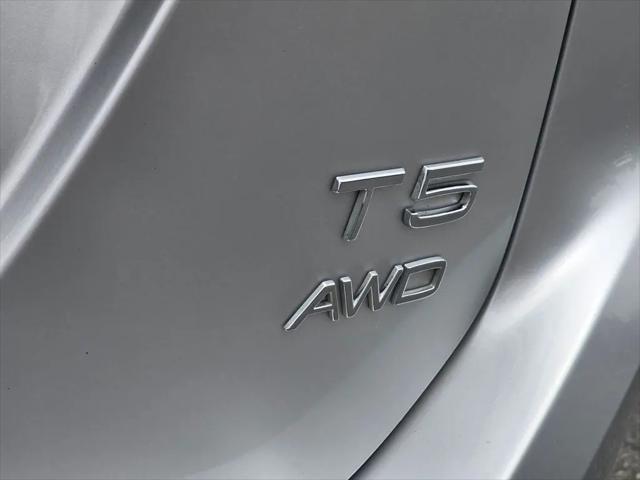 2017 Volvo XC60 T5 Inscription