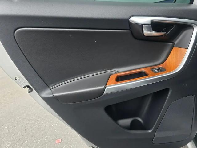 2017 Volvo XC60 T5 Inscription