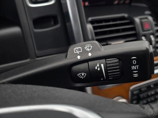 2017 Volvo XC60 T5 Inscription