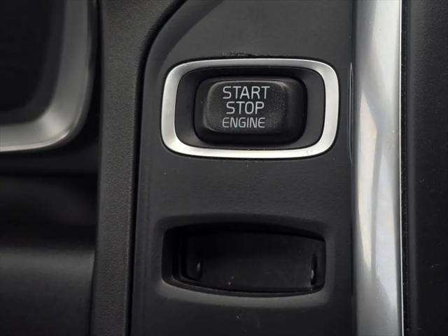 2017 Volvo XC60 T5 Inscription