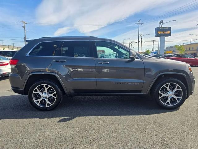 2018 Jeep Grand Cherokee Sterling Edition 4x4