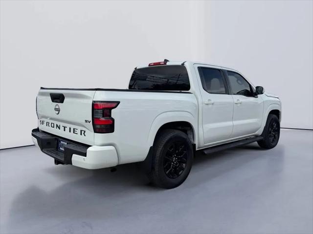 2022 Nissan Frontier Crew Cab SV 4x2
